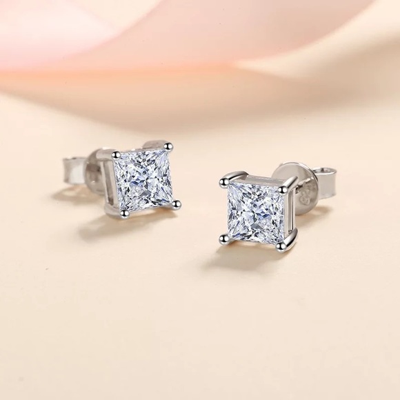 Square Cut Simulated Diamond Earrings Stud Pins - Picture 1 of 16